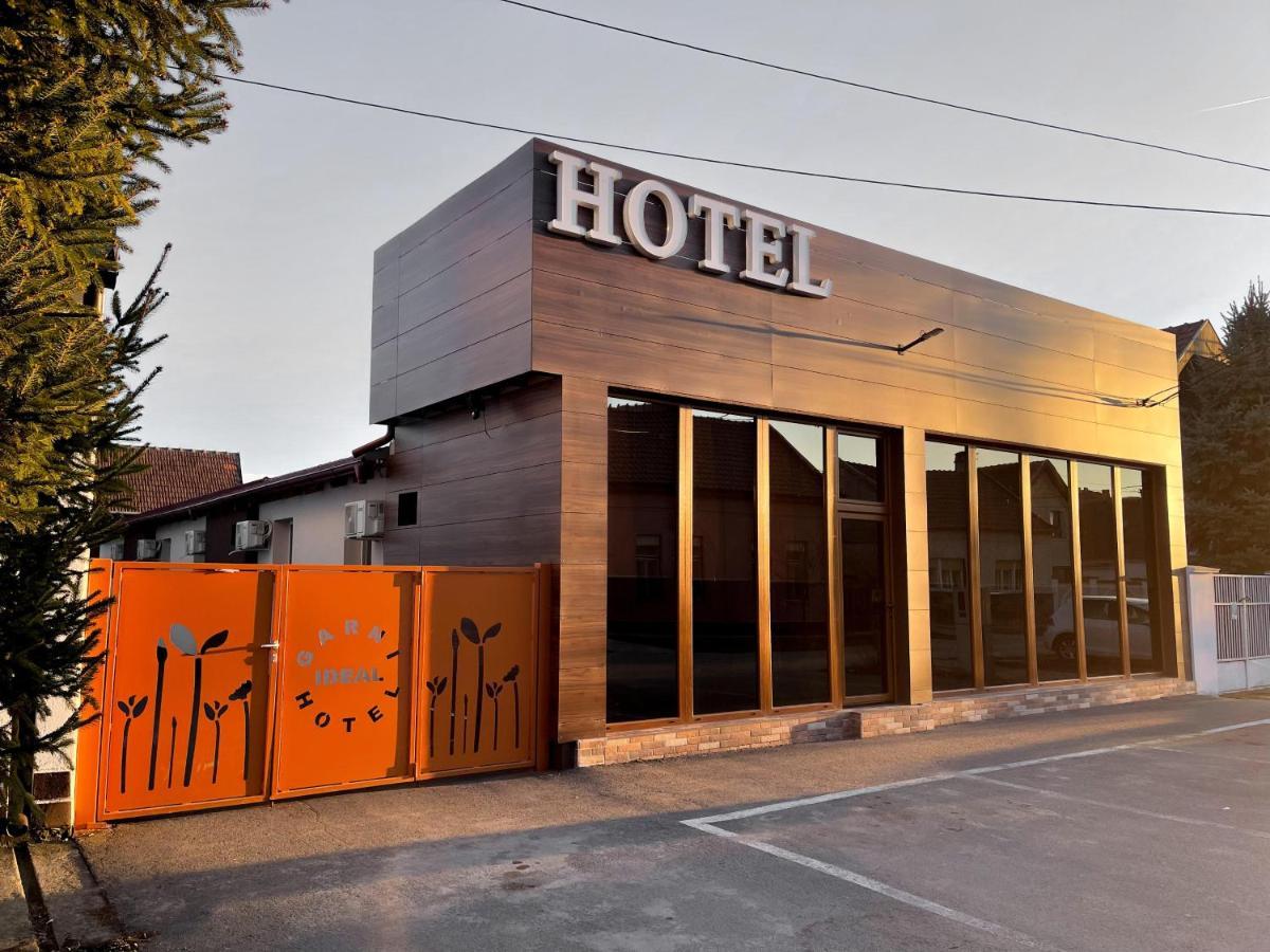 Garni Ideal Zrenjanin Bagian luar foto